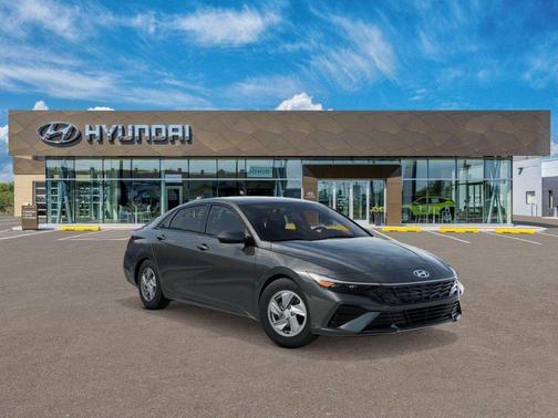 Amazon Gray 2026 Hyundai ELANTRA SE
