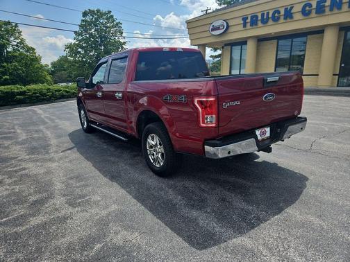Ruby Red Metallic Tinted Clearcoat 2016 Ford F-150 XLT