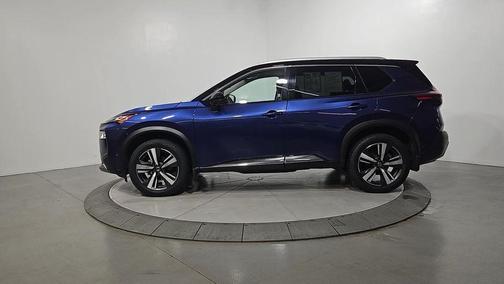 Blue / Black 2021 Nissan Rogue Platinum