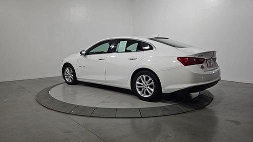 Summit White 2016 Chevrolet Malibu LT