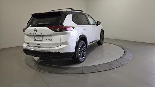 2025 Nissan Rogue Platinum