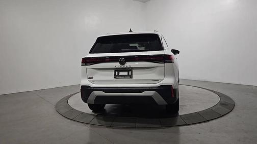 Pure White 2026 Volkswagen Tiguan 2.0T SE