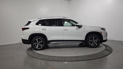 Pure White 2026 Volkswagen Tiguan 2.0T SE