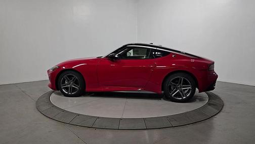 2t Red Blk Roof 2026 Nissan Z Sport