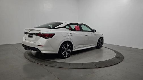 2021 Nissan Sentra SR