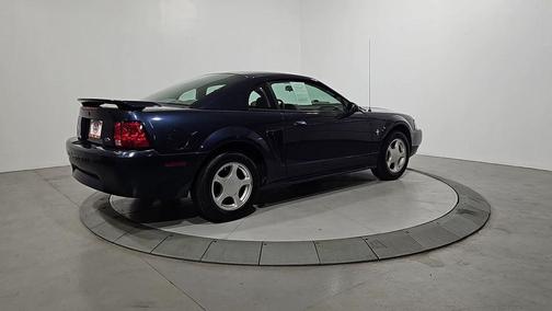 2002 Ford Mustang V6