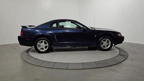 2002 Ford Mustang V6