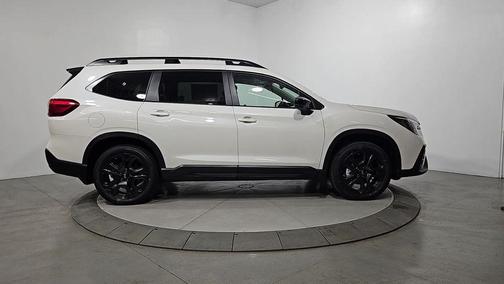 Crystal White Pearl 2026 Subaru Ascent Onyx Edition Touring