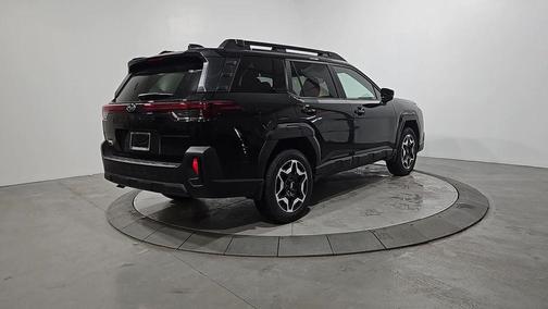 Crystal Black Silica 2026 Subaru Outback Touring
