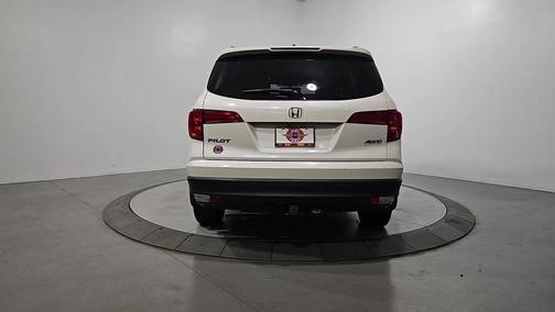 Diamond White Pearl 2017 Honda Pilot EX-L