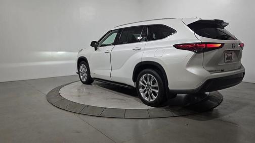 2023 Toyota Highlander Hybrid Limited