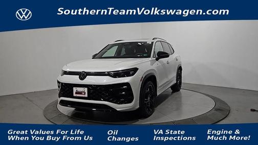 2026 Volkswagen Tiguan 2.0T SE R-Line Black