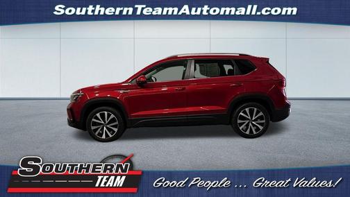 Kings Red 2023 Volkswagen Taos 1.5T SE
