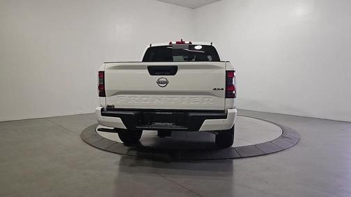Glacier White 2026 Nissan Frontier SV