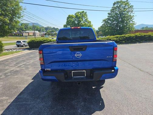 Bluestone Pearl 2026 Nissan Frontier SV