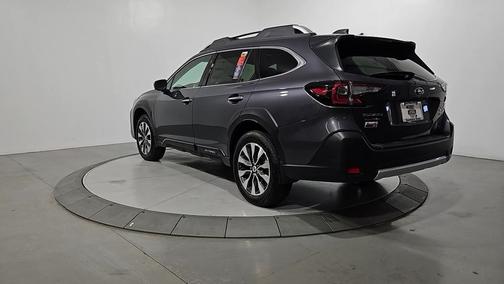 Magnetite Gray Metallic 2025 Subaru Outback Touring