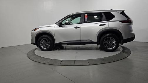 Brilliant Silver Metallic 2025 Nissan Rogue S