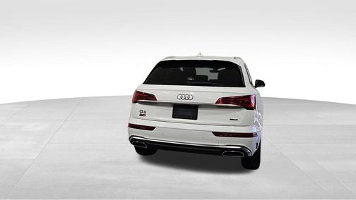 2023 Audi Q5 45 S line quattro Premium