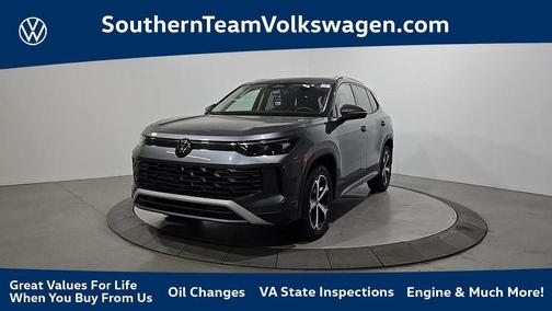 Platinum Gray 2026 Volkswagen Tiguan 2.0T SE