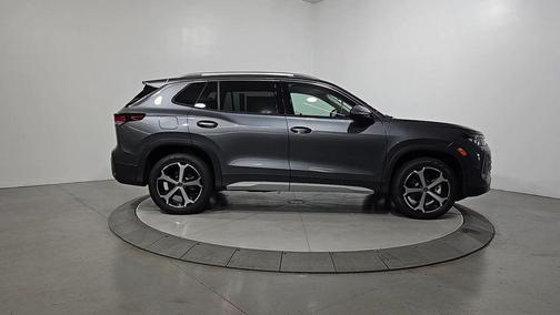 Platinum Gray 2026 Volkswagen Tiguan 2.0T SE