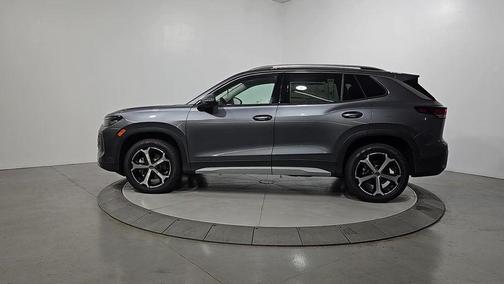 Platinum Gray 2026 Volkswagen Tiguan 2.0T SE