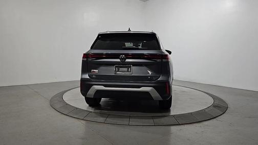 Platinum Gray 2026 Volkswagen Tiguan 2.0T SE