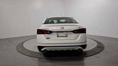 2025 Nissan Altima SL