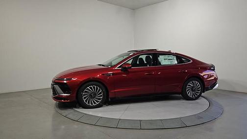 2025 Hyundai SONATA Hybrid Limited
