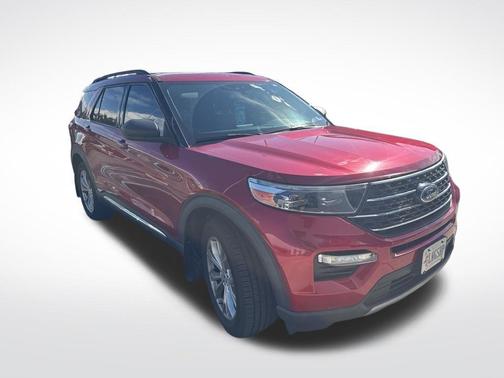 Rapid Red Metallic Tinted Clearcoat 2020 Ford Explorer XLT