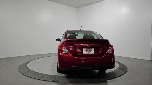 2017 Nissan Versa 1.6 SV