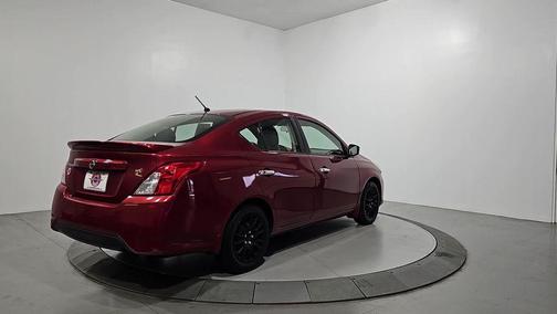 2017 Nissan Versa 1.6 SV