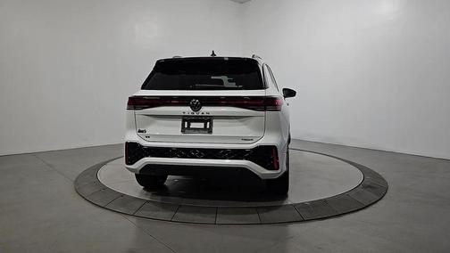 Opal White Pearl 2026 Volkswagen Tiguan 2.0T SE R-Line Black
