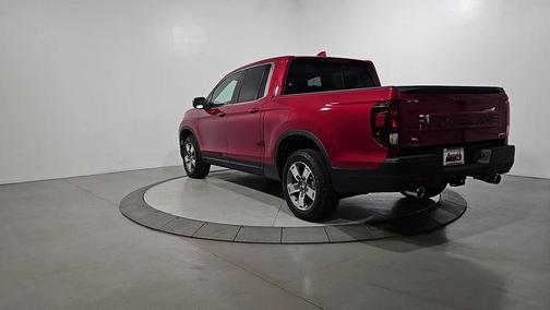 Radiant Red Metallic II 2025 Honda Ridgeline RTL