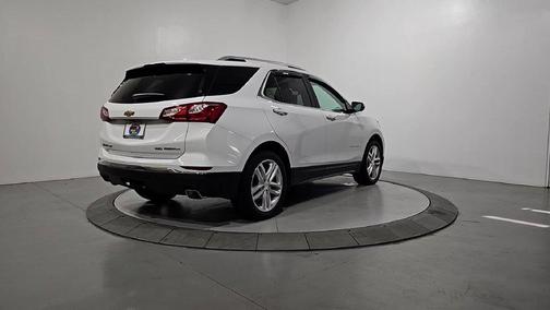 Summit White 2020 Chevrolet Equinox Premier