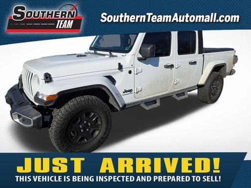 2022 Jeep Gladiator Sport