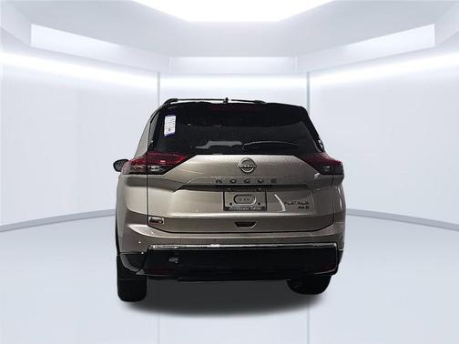 Champagne Silver/Black 2026 Nissan Rogue Platinum