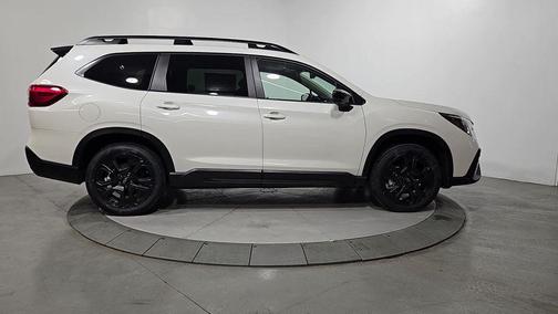 Crystal White Pearl 2026 Subaru Ascent Onyx Edition Touring