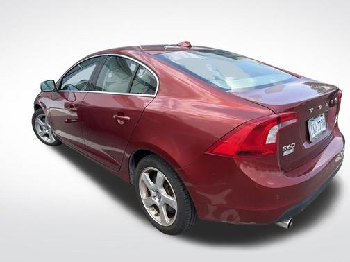 Red 2013 Volvo S60 T5