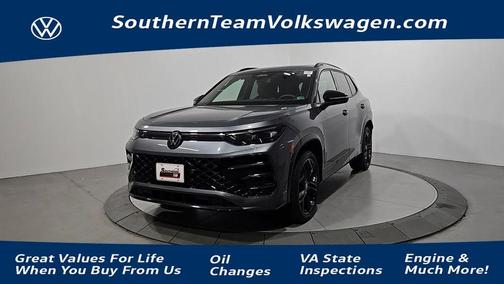 2025 Volkswagen Tiguan 2.0T SE R-Line Black