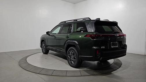 Deep Emerald Green 2026 Subaru Outback Premium