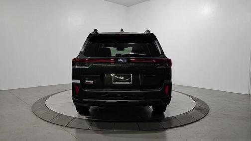 Deep Emerald Green 2026 Subaru Outback Premium