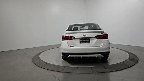 Aspen White 2024 Nissan Versa 1.6 SR
