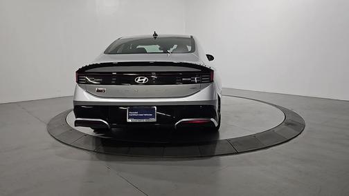 Aero Silver 2025 Hyundai SONATA SEL