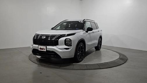 Alpine Frost 2026 Nissan Rogue Plug-In Hybrid Platinum
