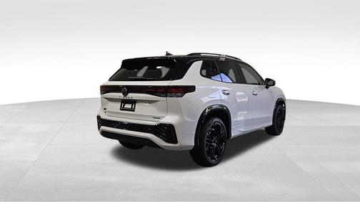 2025 Volkswagen Tiguan 2.0T SE R-Line Black