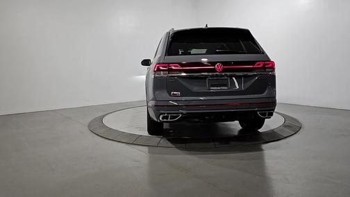 Pure Gray 2026 Volkswagen Atlas 2.0T SEL Premium R-Line