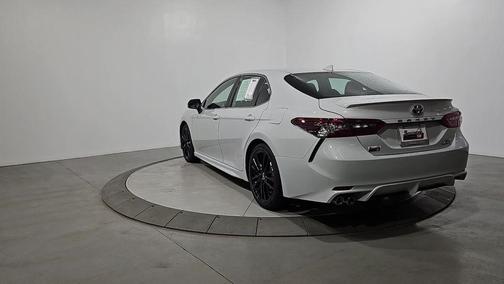 2024 Toyota Camry Hybrid XSE