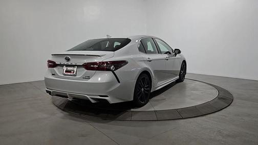 2024 Toyota Camry Hybrid XSE