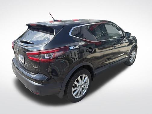 Magnetic Black Pearl 2021 Nissan Rogue Sport S