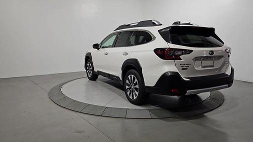 2025 Subaru Outback Touring